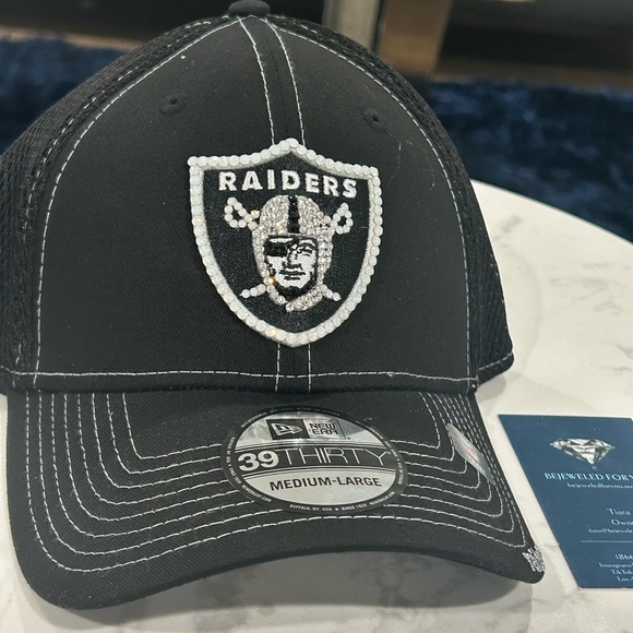 🌟Calling all fierce females who rep the Raiders!